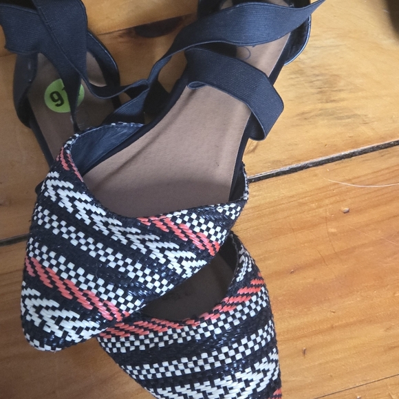 Women's Black and Red Striped Flats Sugar Size 9.5 - Picture 7 of 7